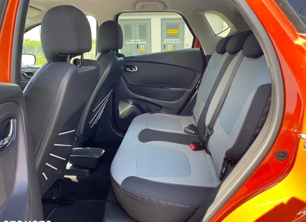Renault Captur cena 40999 przebieg: 103000, rok produkcji 2013 z Chełmża małe 436